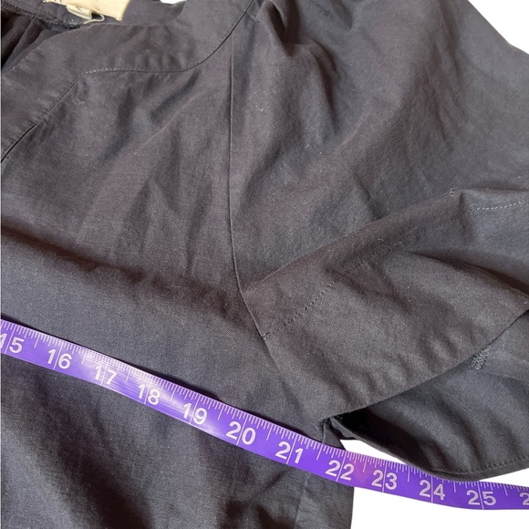 Pomander Place Tuckernuck Finley Flutter Sleeve Navy Blue Blouse Top - Picture 15 of 15